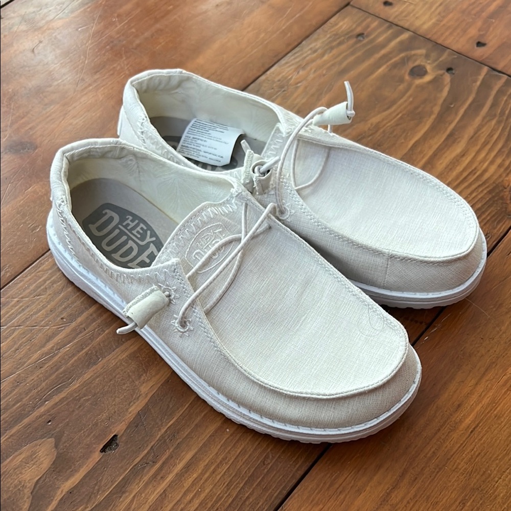 Hey Dude Cream Loafers Slip-Ons Casual